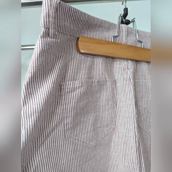 🌴 Forever 21 Lilac Striped Semi-Stretchy Skirt – Comfy, Stylish & Pockets, M - Picture 6 of 8